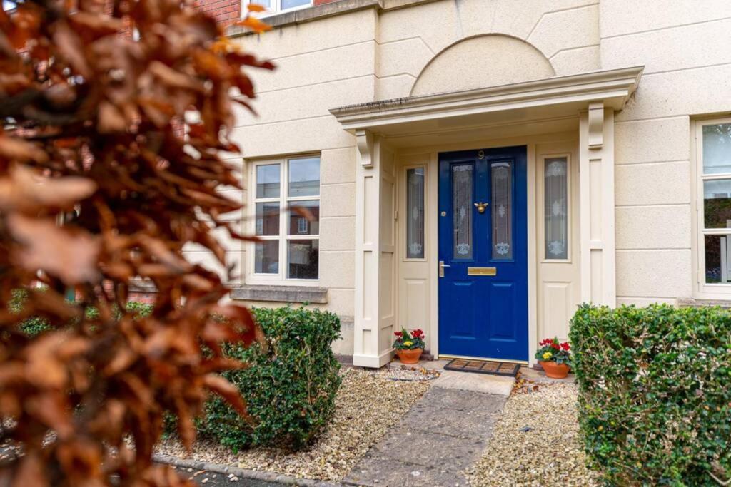 Burlington Place, Shrewsbury. 2 Bedroom, Private Parking, 5 Minutes From Town מראה חיצוני תמונה